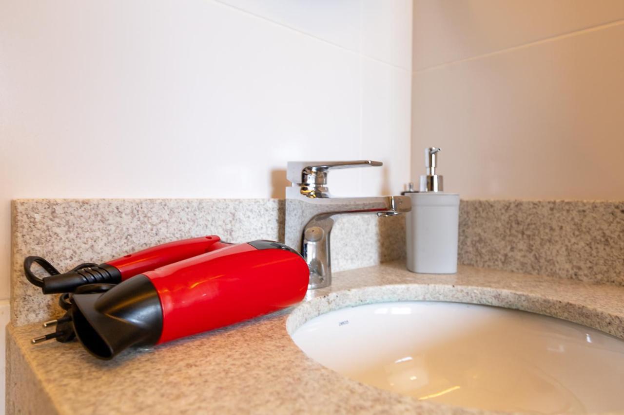 Apartamento Vista Incrivel Piscina Academia E Bem Localizado